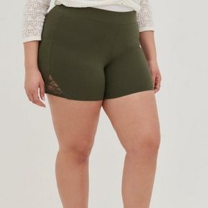 🟣5" Bike Short - Lace Inset Green